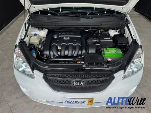 Kia Carens Rondo Ex At 2000cc Aa Sun Roof