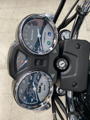 Suzuki Gn125