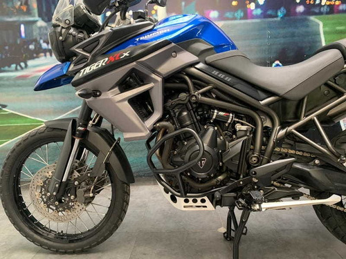 Triumph Tiger 800 Xcx