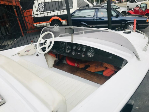 Imagem 2 de 10 de Lancha Sky Boat 1988