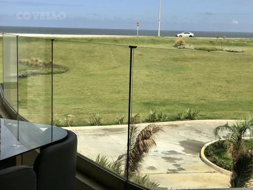 Imagen 8 de 13 de Apartamento Frente Al Mar De 1 Dormitorio Punta Del Este !