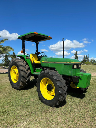 John Deere 5500