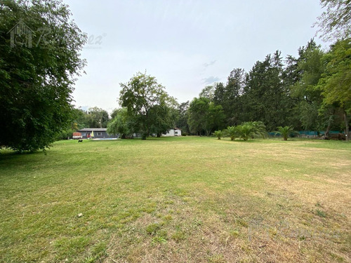 Quinta De 9 Ambientes Sobre Un Lote De 6550 M2 En Venta - Francisco Alvarez, Moreno