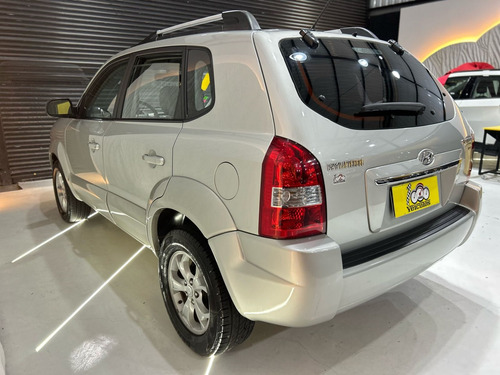 Hyundai Tucson 2.0 MPFI GLS 16V 143CV 2WD FLEX 4P AUTOMÁTICO