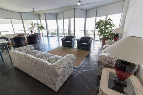 Apartamento En Península 1 Dormitorio Con Balcón- Ref: 37781