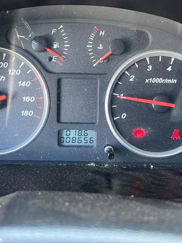 Imagem 9 de 12 de Utilitarios Effa Motors Effa Furgão