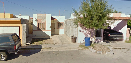 Casa De Remate En Villas De San Miguel, Nuevo Laredo, Tamaulipas