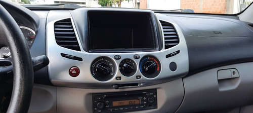 Mitsubishi Triton L200