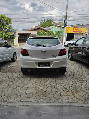 Chevrolet Onix 1.4 Lt 5p