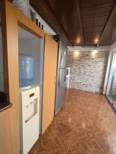 Imagen 2 de 12 de Se Vende Casa Barata En Zona Norte De Maracay - Vr