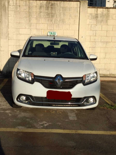 Renault Logan 2015 1.6 Dynamique Hi-power 4p