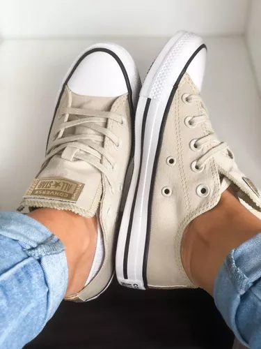 Tênis Converse All Star Chuck Taylor Feminino Bege e Dourado