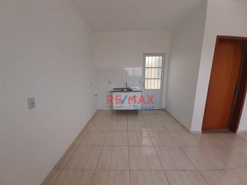 Imagem 6 de 10 de Casa Com 1 Dormitório Para Alugar, 40 M² Por R$ 700,00/mês - Vila Santa Luzia - Botucatu/sp - Ca1069