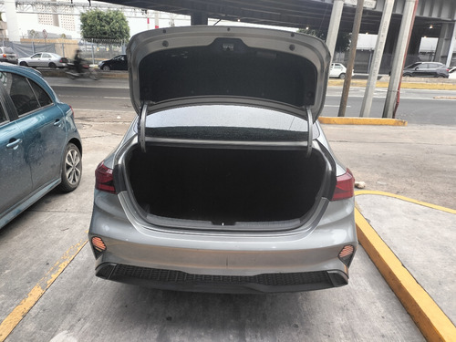 Kia Forte 2.0 L At