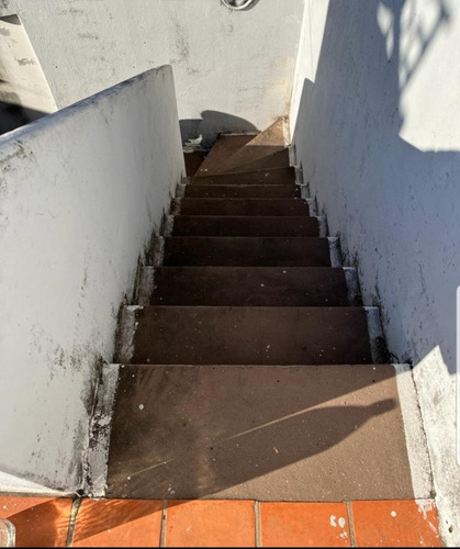 Casa En Venta 4 Ambientes En Munro