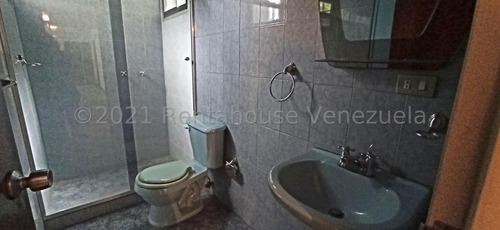 Imagen 20 de 26 de Apartamento En Venta Cerro Verde Mls #22-18914 Sonia León 0412-710.58.02