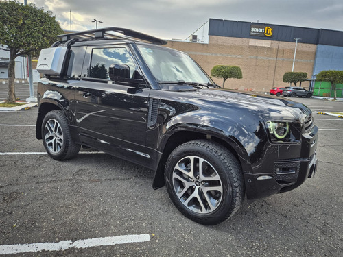 Land Rover Defender 90 Dynamic 2022