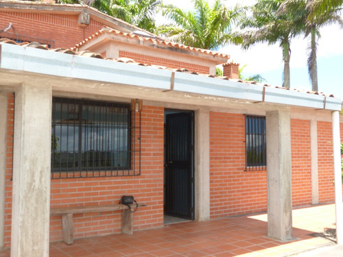 Casa Tipo Finca Urbana