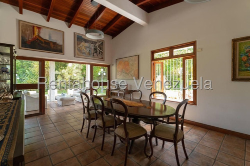 LG Vendo Hermosa Casa En La Urb. La Lagunita (2 Casas En 1 )