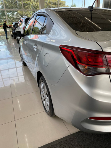 Imagem 13 de 15 de Hyundai Hb20s 1.6 Comfort Plus 16v Flex 4p Automático