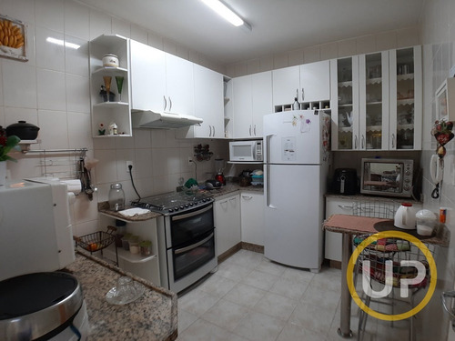 Imagem 9 de 15 de Casa À Venda No Bairro Fernão Dias - Belo Horizonte, Mg - 8405