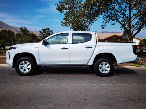 Imagen 5 de 11 de 2022 Mitsubishi L200 Work