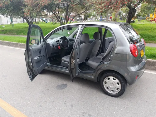 Chevrolet Spark 1.0 Go