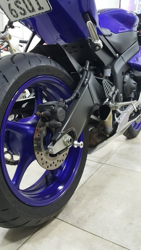 Yamaha - R6
