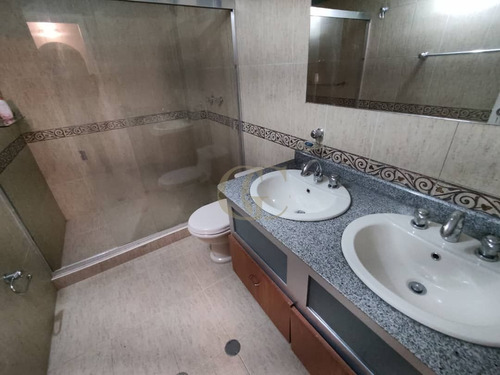 Imagen 8 de 11 de Town House En Exclusivo Conjunto Residencial Majestic Place - Urb. Costa Azul - Porlamar -municipio Mariño - Isla De Margarita