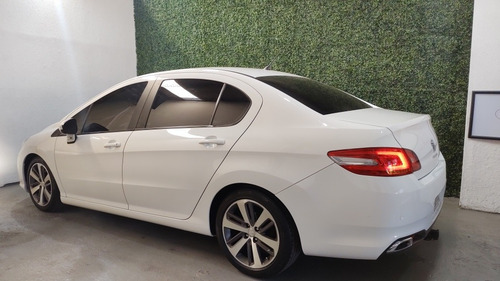 Imagen 5 de 10 de Peugeot 408 2016 1.6 Active 115cv