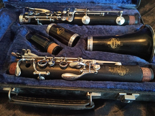 Imagem 5 de 9 de Clarinete Buffet Crampon E11 Profissional