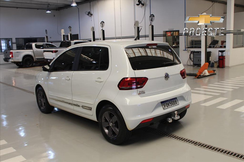 Volkswagen Fox 1.6 MSI TOTAL FLEX CONNECT 4P MANUAL