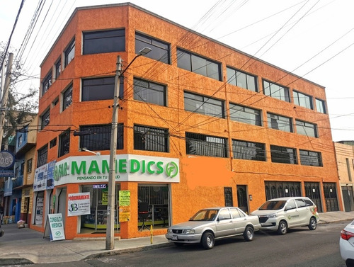 Imagen 1 de 10 de Edificio De 9 Oficinas Y 2 Locales Comerciales En Venta!!