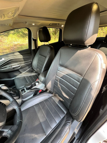 Ford Escape 2.5 Se Plus Mt
