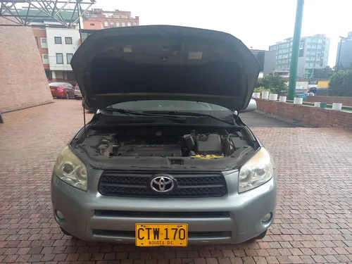Toyota Rav 4 Dlx 4x4 Aut En Excelente Estado.