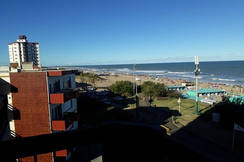 Imagen 13 de 30 de Importante E Imponente Edificio Frente Al Mar Depto De 4 Ambientes 2 Baños Cochera Gas Natural