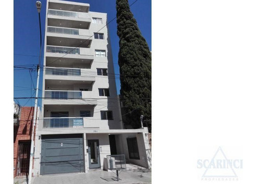 Departamento  En Venta Ubicado En Sáenz Peña, Tres De Febrero, G.b.a. Zona Oeste