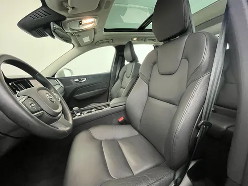 Volvo XC60 PLUS T8 4X4 PHEV