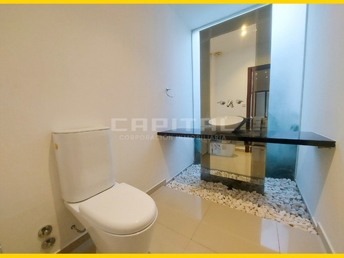Casa Con Piscina En Alquiler En Condominio Colinas Del Urubó
