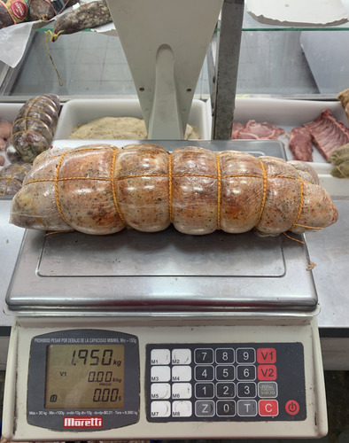 Matambre De Pollo Arrollado Relleno Casero Crudo