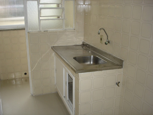 Imagem 8 de 10 de Apartamento Para Aluguel, 1 Dormitórios, Medianeira - Porto Alegre - 769