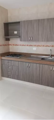 Venta De Casa Multifamiliar Atanasio Girardot, Nororient De Cali 5948.