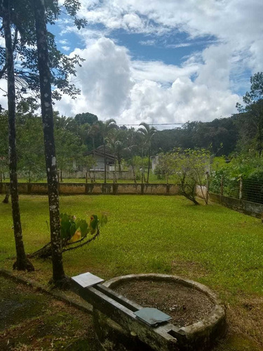 Imagem 1 de 14 de Linda Chácara Em Itanhaém