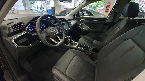 Imagen 6 de 25 de Audi Q3 0km 35tfsi 2021 1.4 150 Cv Audibsas 0km Negro Negra