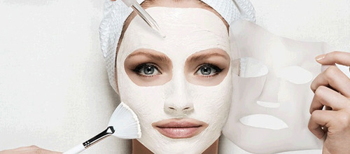 Imagen 1 de 5 de Limpieza De Cutis Peeling Mascara Retinol Q10 Fototerapia