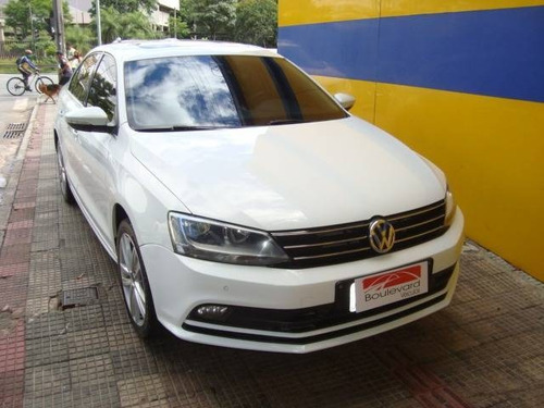 Volkswagen Jetta 2.0 Tsi Highline 211cv Gasolina 4p