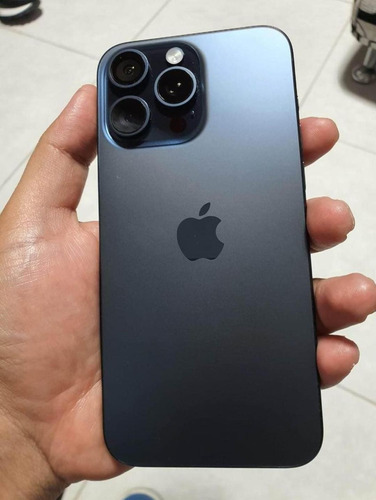 Apple iPhone 15 Pro Max (1 Tb) - Titanio Azul (Usado)
