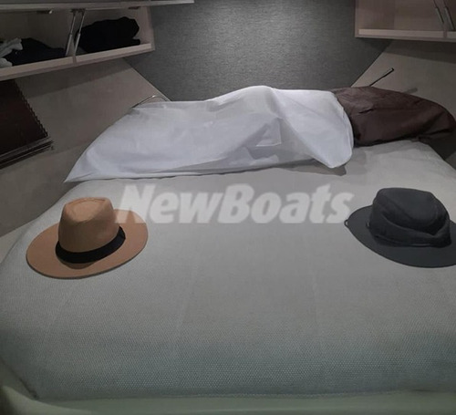 Lancha Sessa C40 Ñ Focker, Phantom, Beneteau, Intermarine