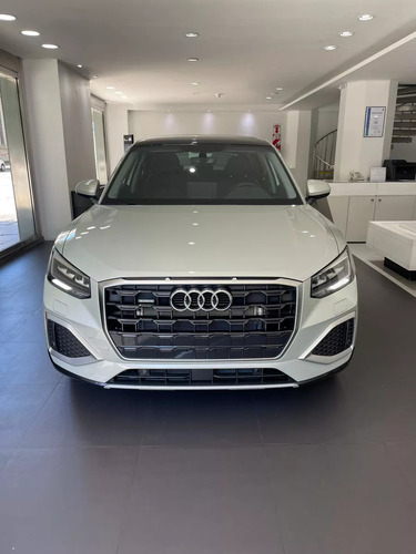 Audi Q2 40 TFSI STRONICQUATTRO