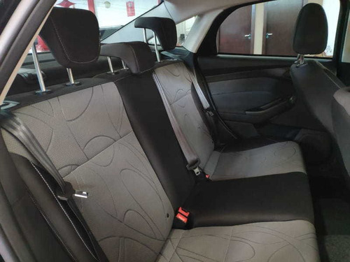 Imagem 10 de 15 de Ford Focus 2.0 Se 16v Flex 4p Powershift